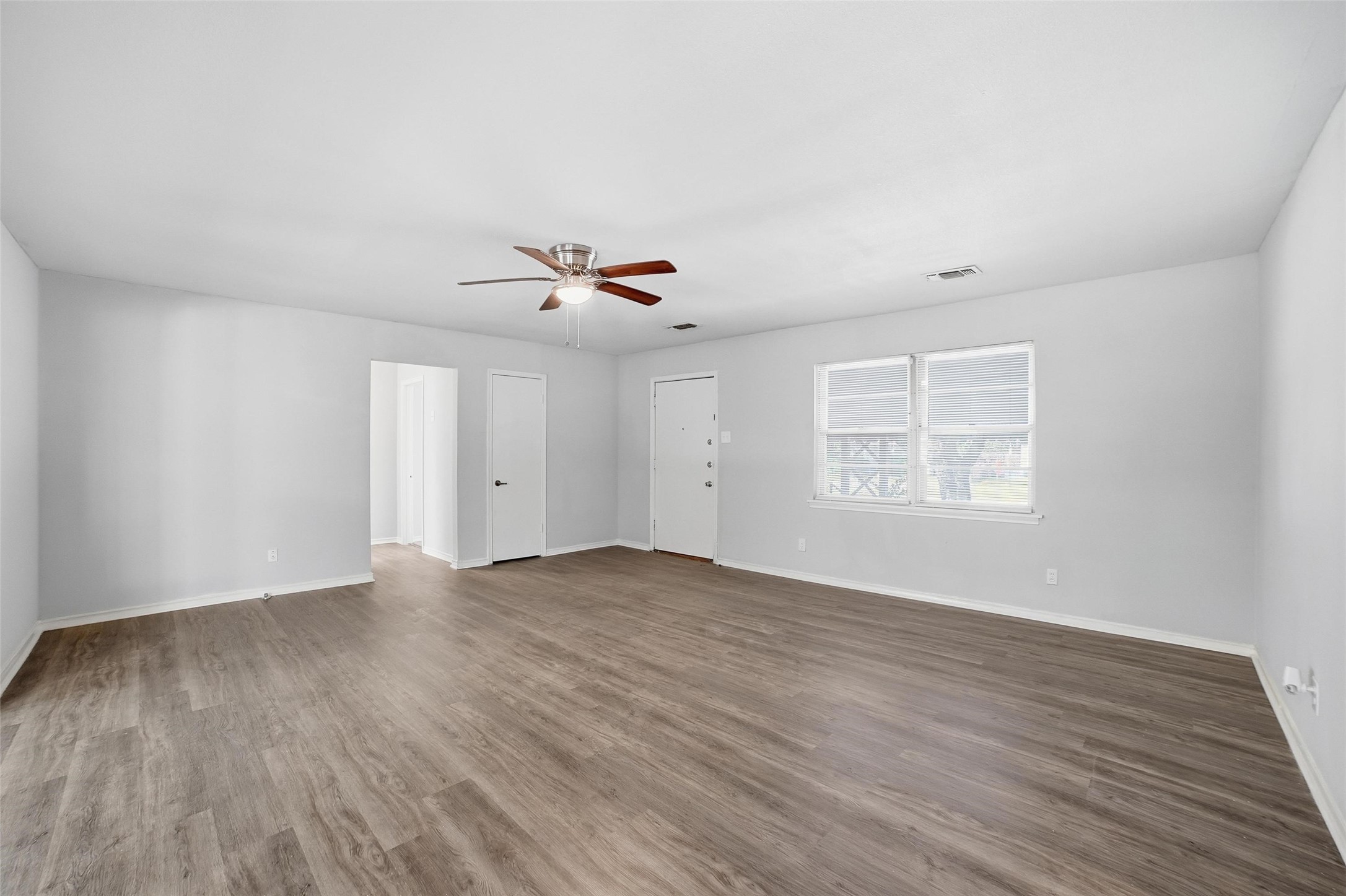 2926 N Prairie Creek Road Dallas TX 75227