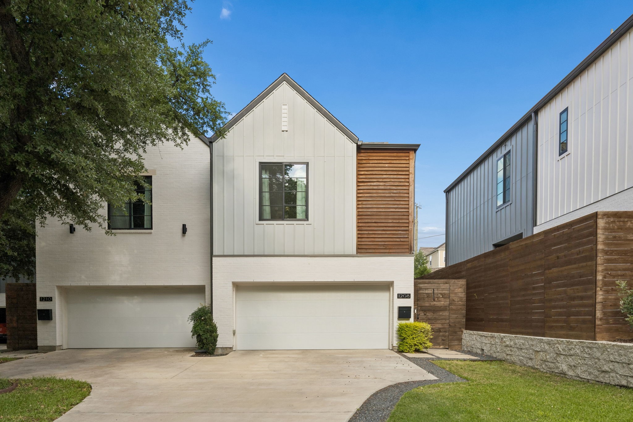 1208 Haines Avenue Dallas TX 75208