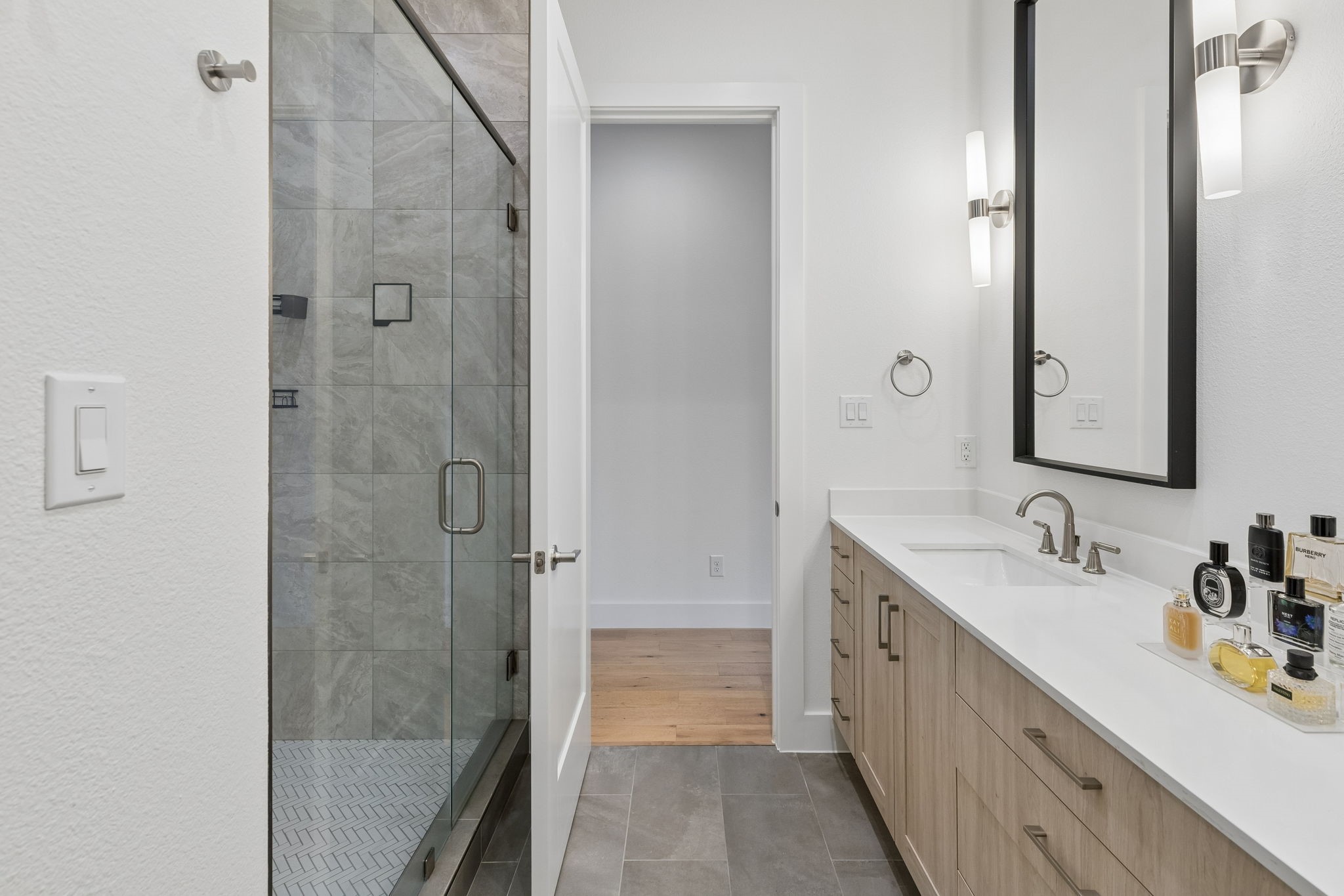 1208 Haines Avenue Dallas TX 75208
