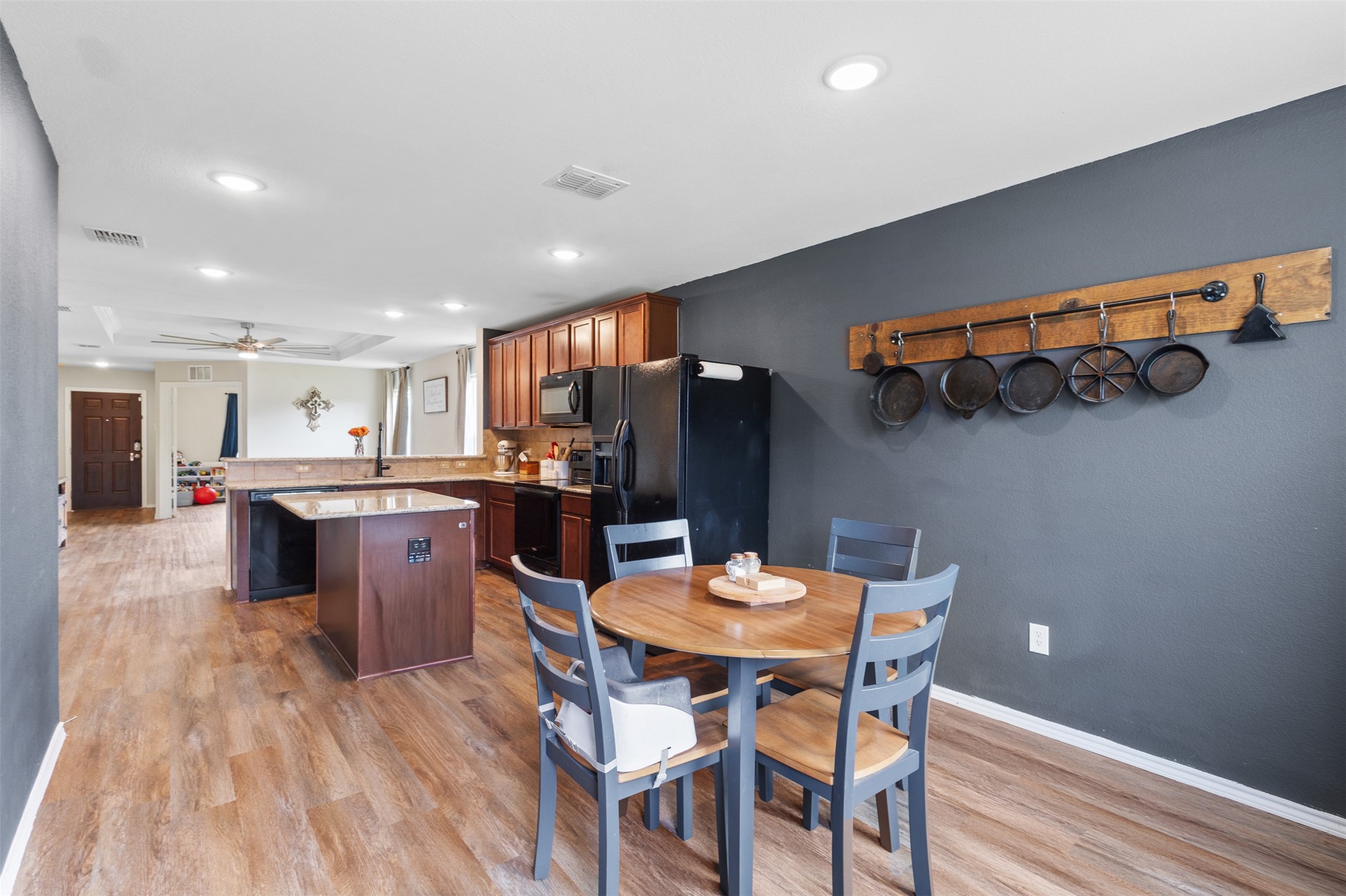 1914 Waggoner Drive Aubrey TX 76227
