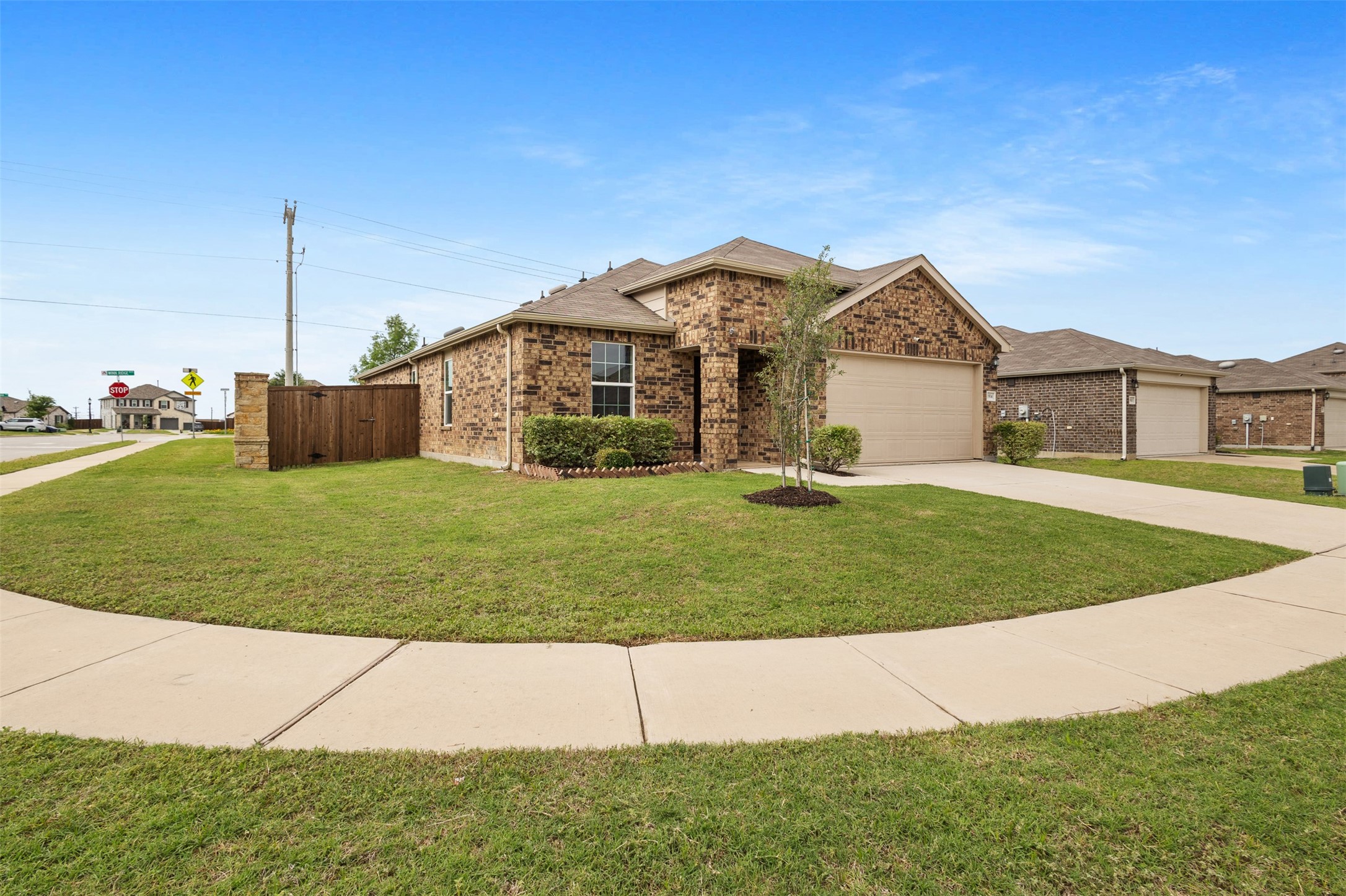 1914 Waggoner Drive Aubrey TX 76227