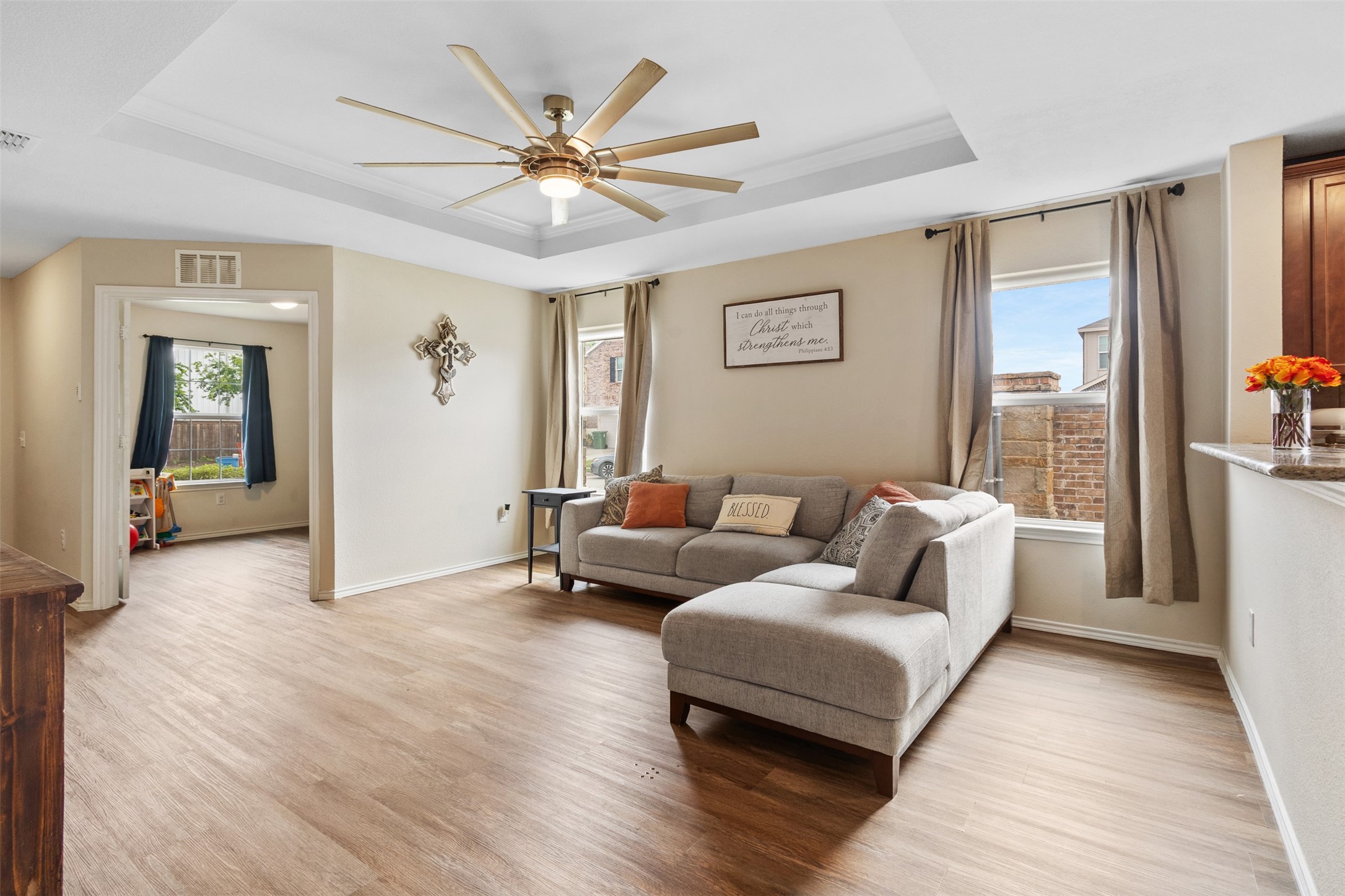 1914 Waggoner Drive Aubrey TX 76227