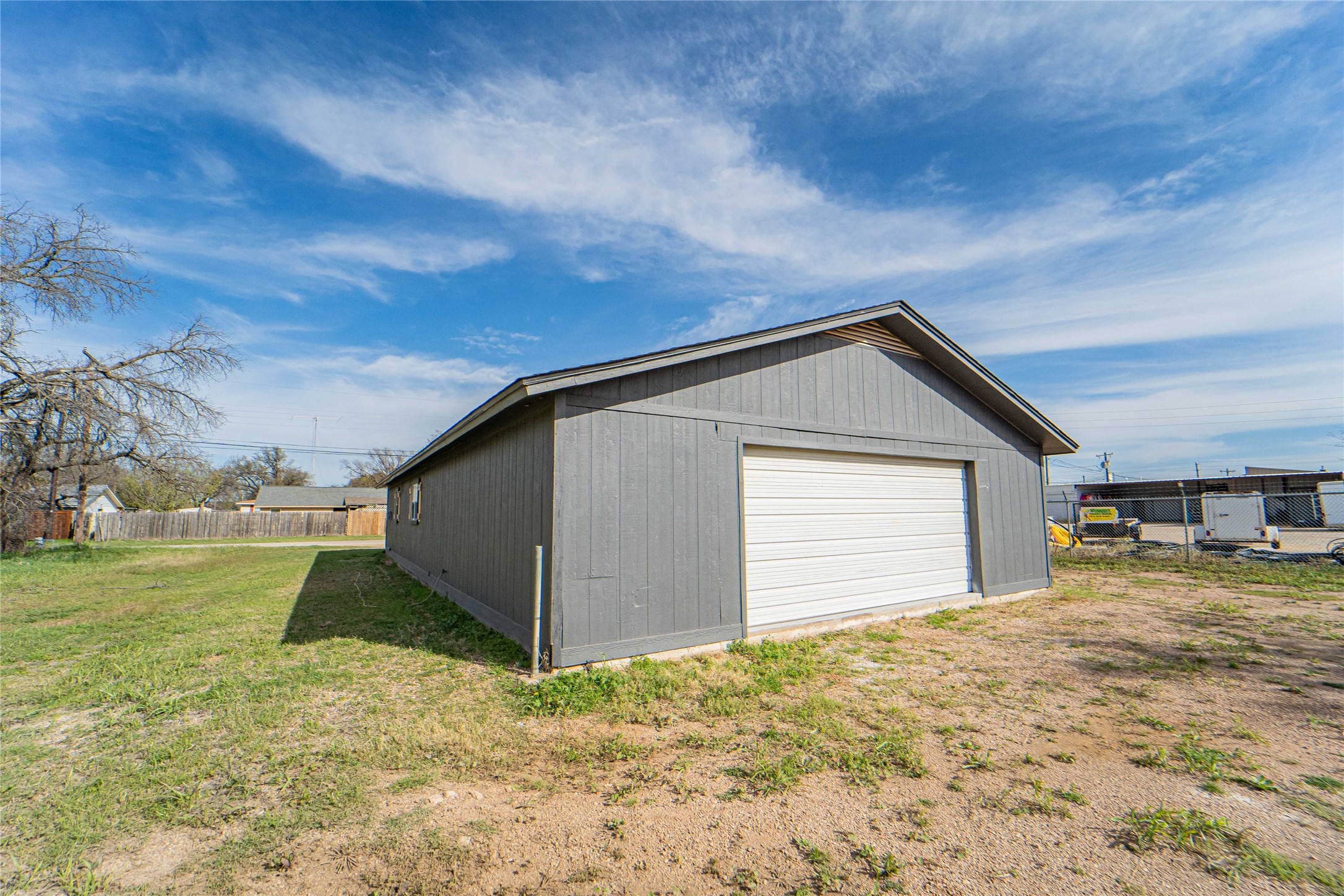 105 N Dairy Street Breckenridge TX 76424