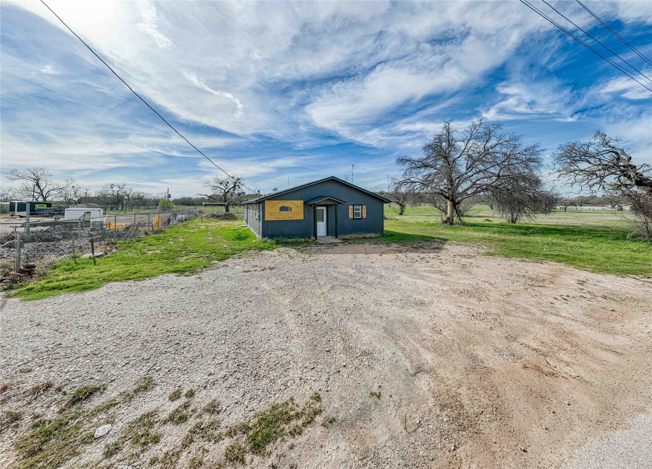 105 N Dairy Street Breckenridge TX 76424