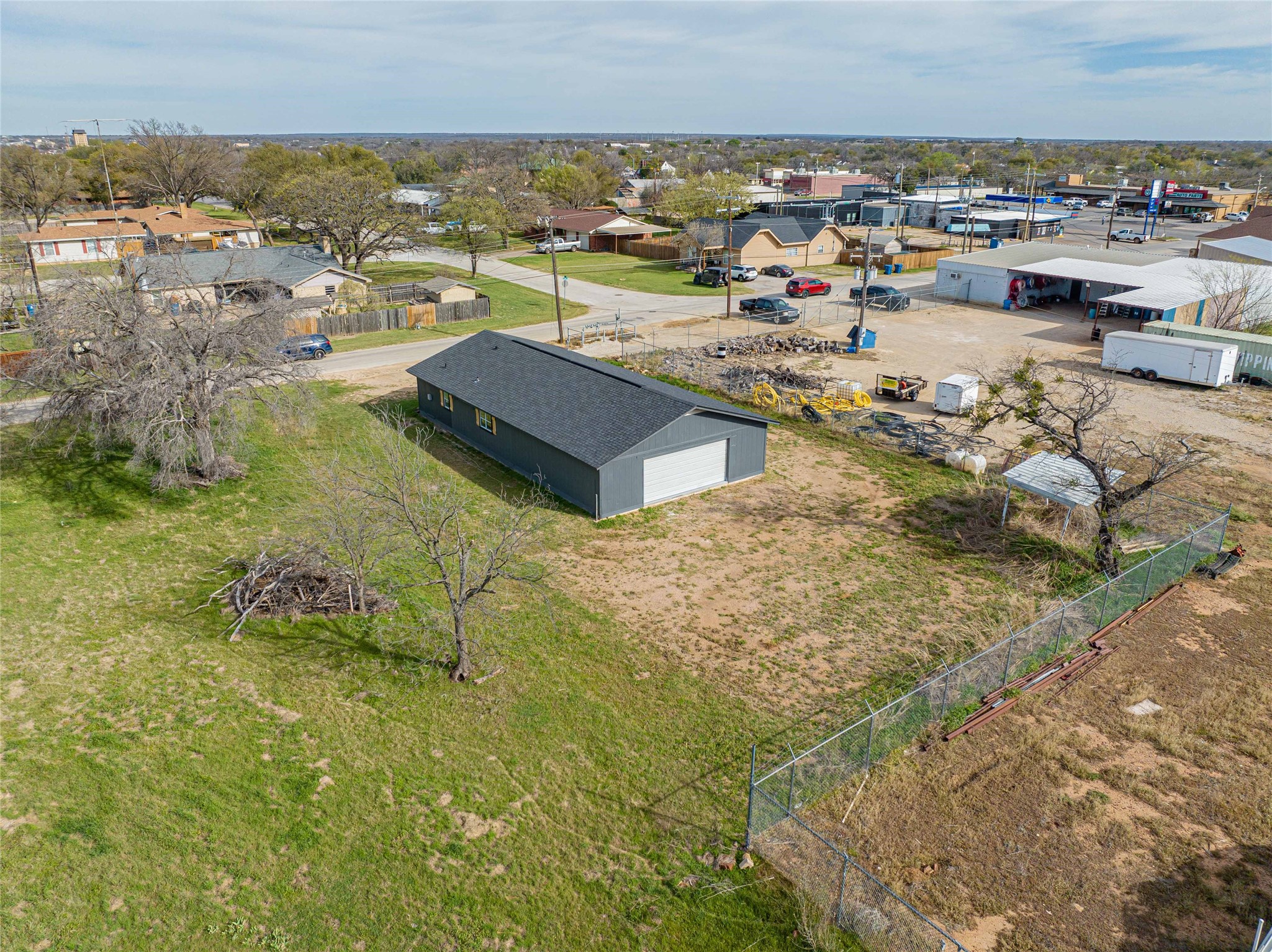 105 N Dairy Street Breckenridge TX 76424