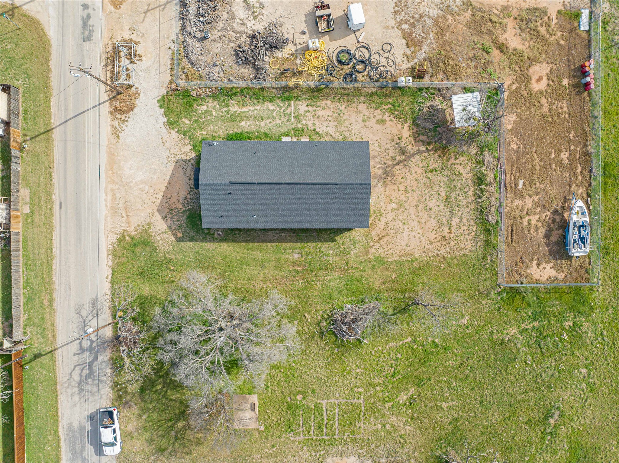 105 N Dairy Street Breckenridge TX 76424