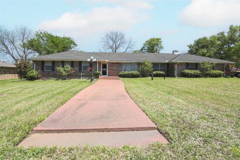 712 Henderson Street Wills Point TX 75169
