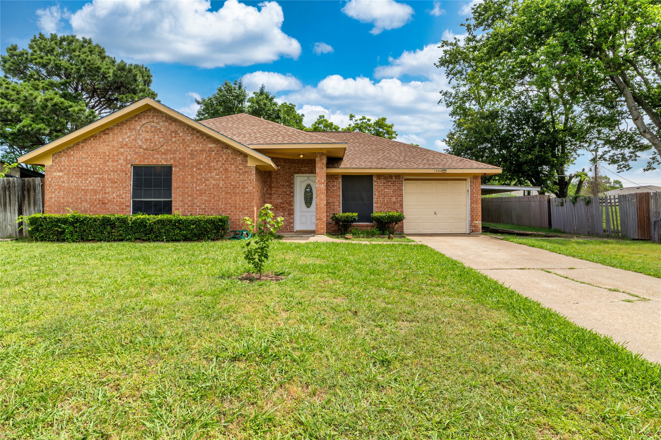 1306 Bluffview Drive Seagoville TX 75159