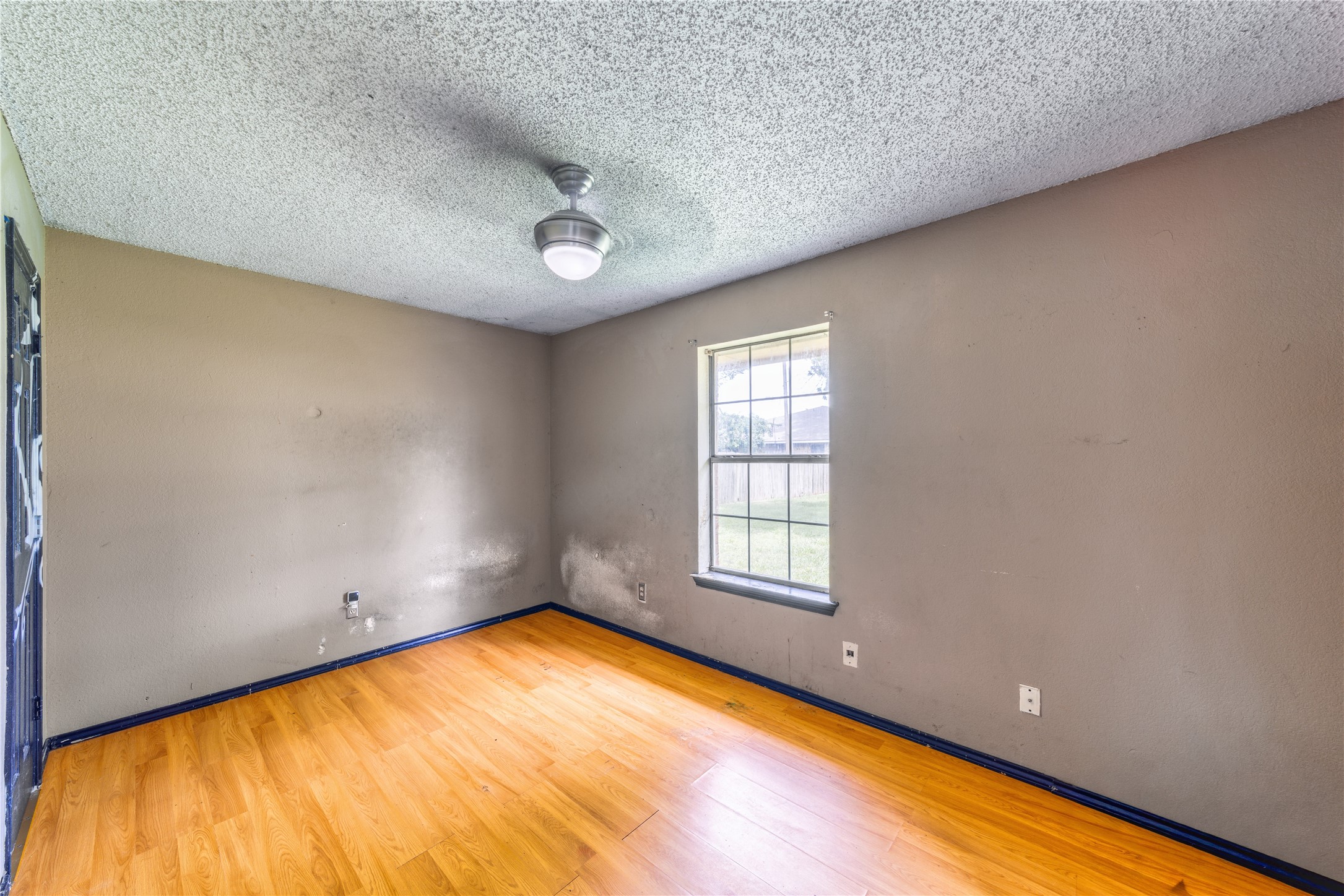 1306 Bluffview Drive Seagoville TX 75159