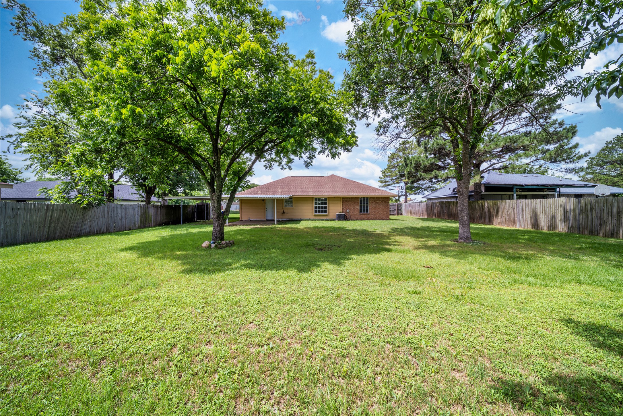 1306 Bluffview Drive Seagoville TX 75159