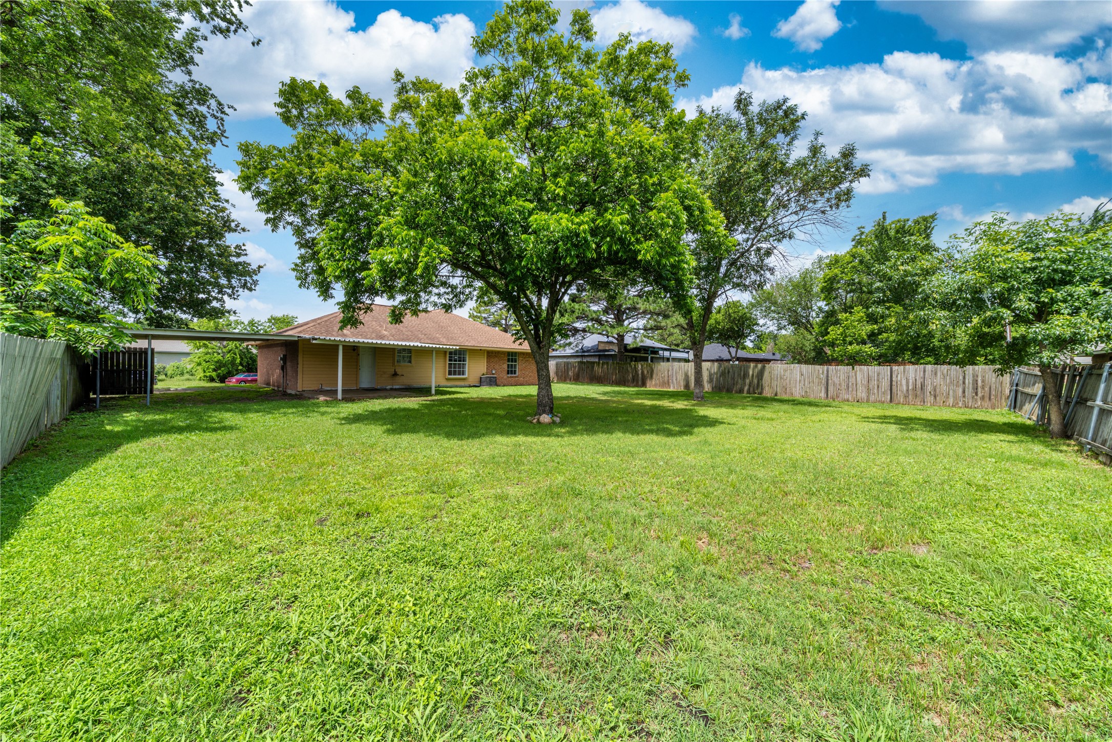 1306 Bluffview Drive Seagoville TX 75159