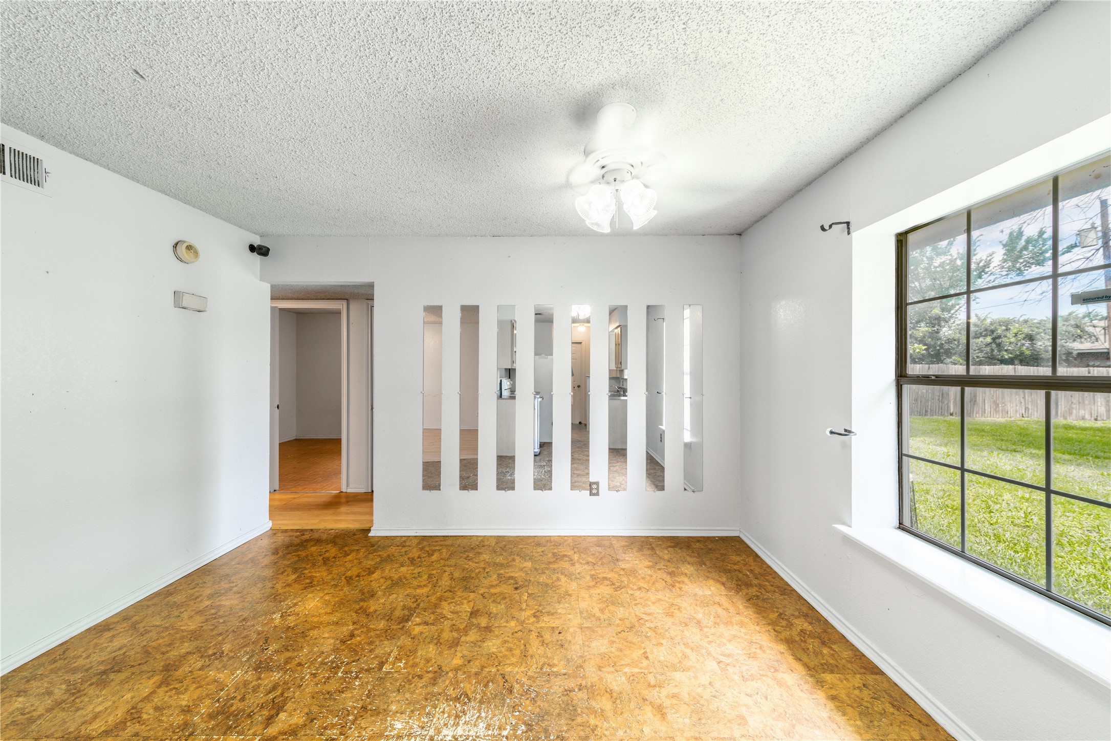 1306 Bluffview Drive Seagoville TX 75159