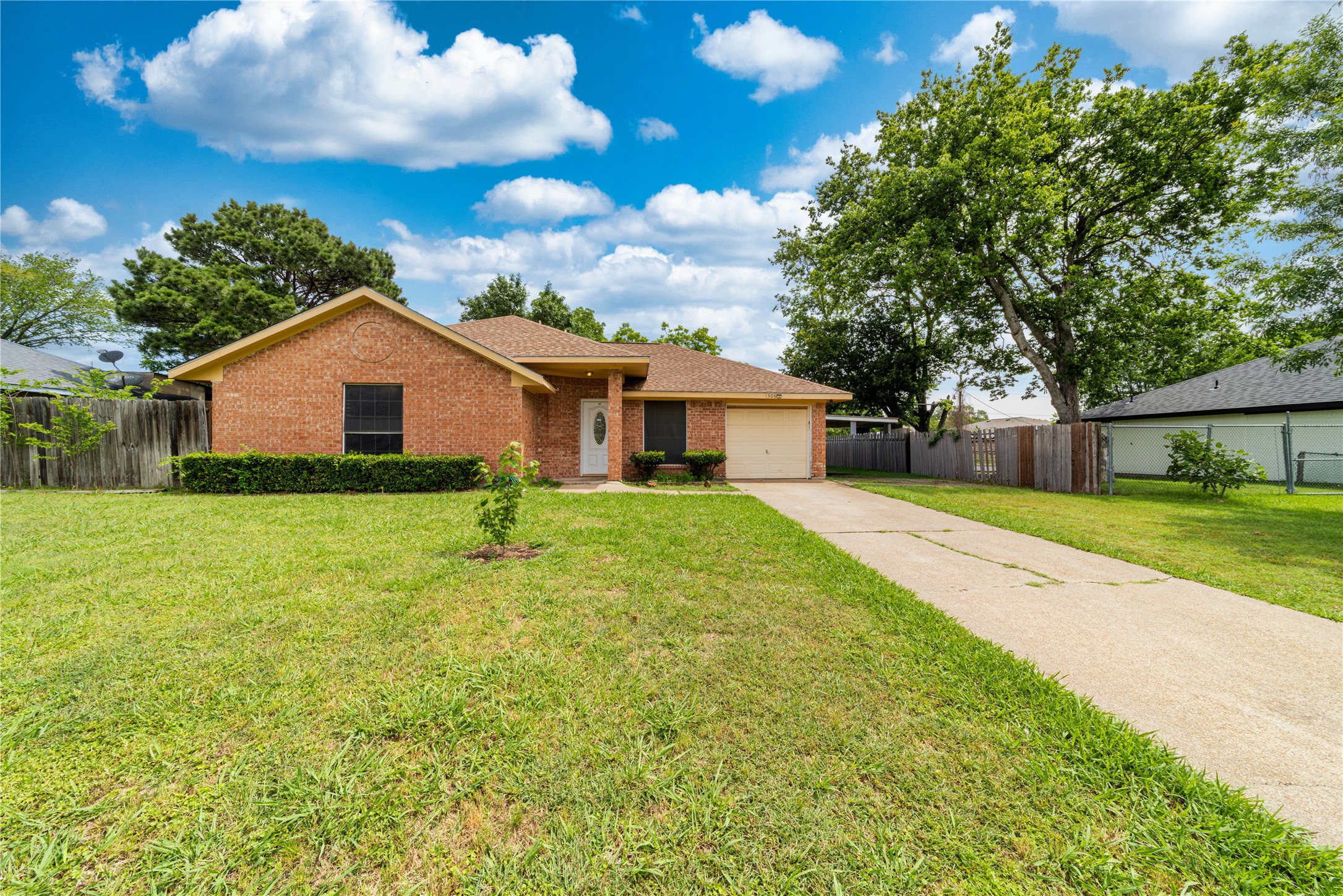1306 Bluffview Drive Seagoville TX 75159