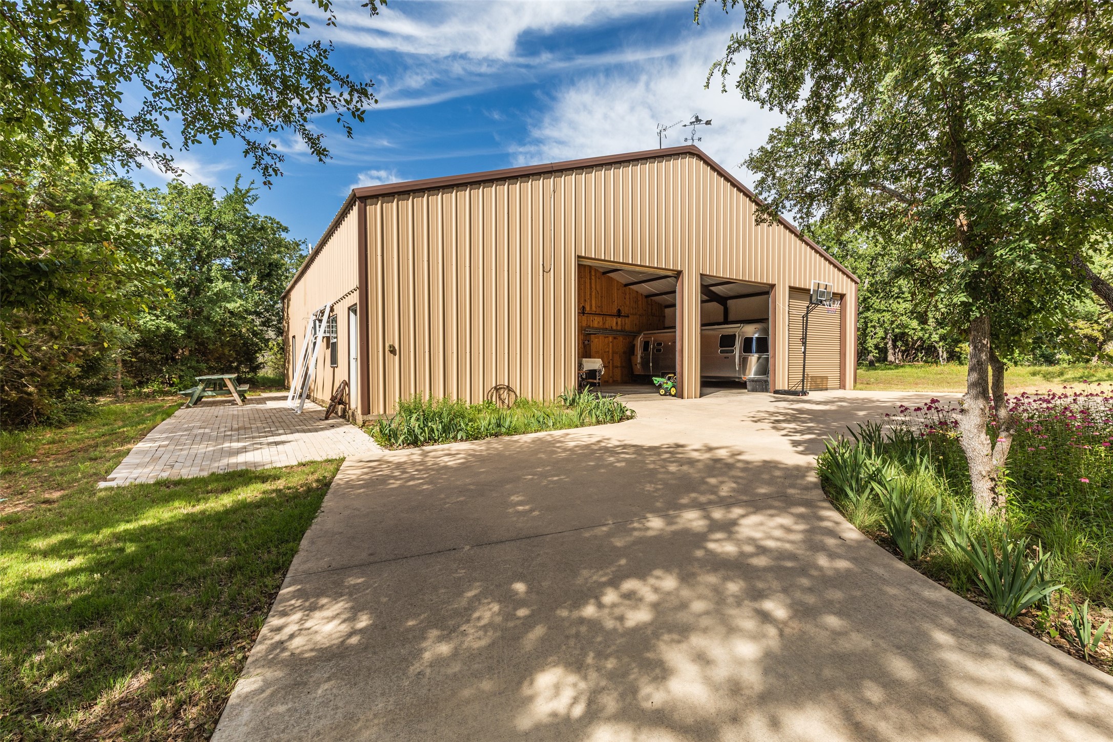 420 Private Road 1400 E Morgan TX 76671