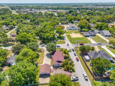 401 S 4th Street Crandall TX 75114