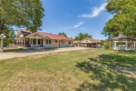 401 S 4th Street Crandall TX 75114