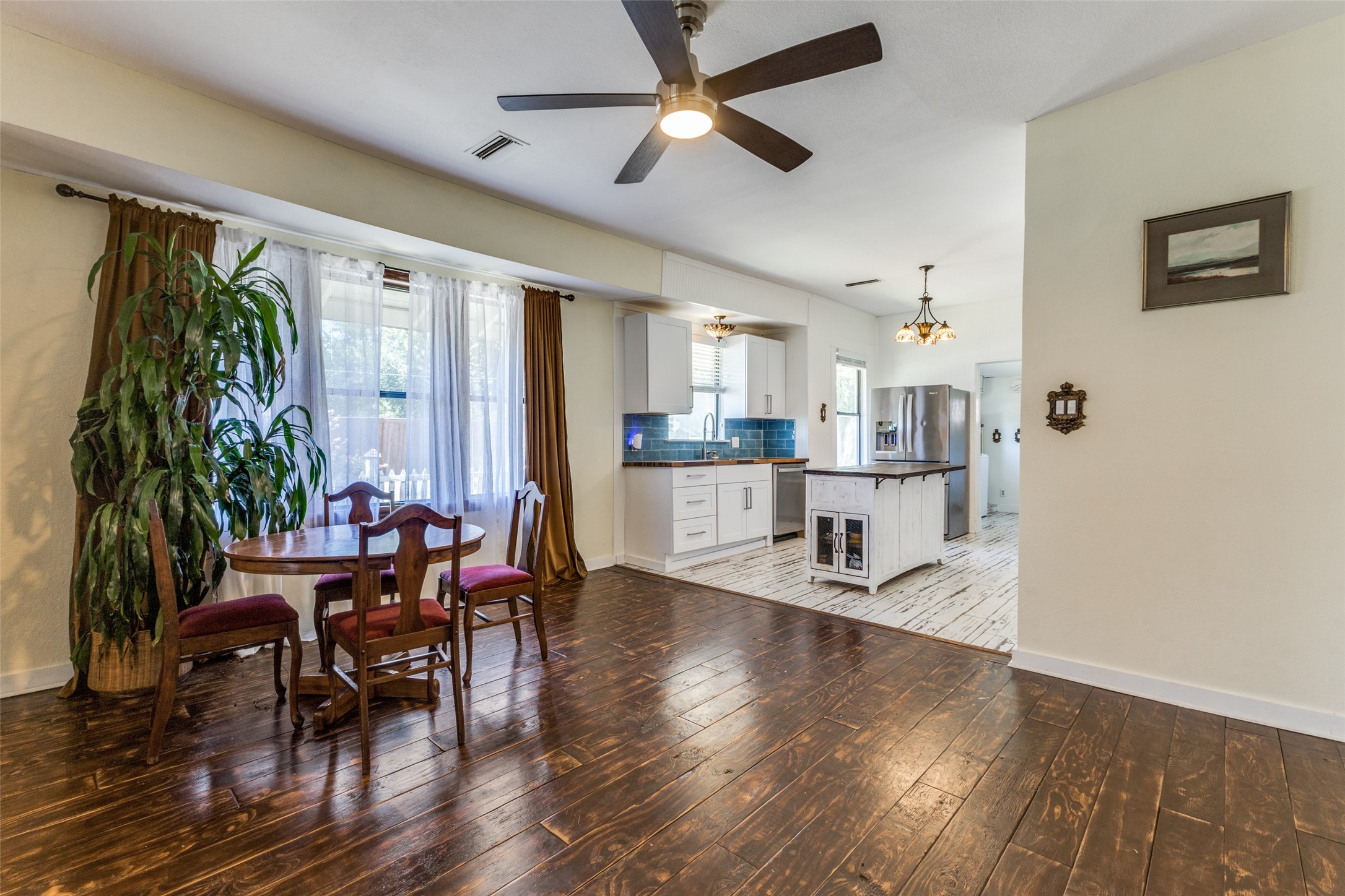 401 S 4th Street Crandall TX 75114
