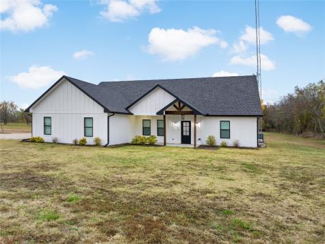 8045 Farm Road 137 Paris TX 75460