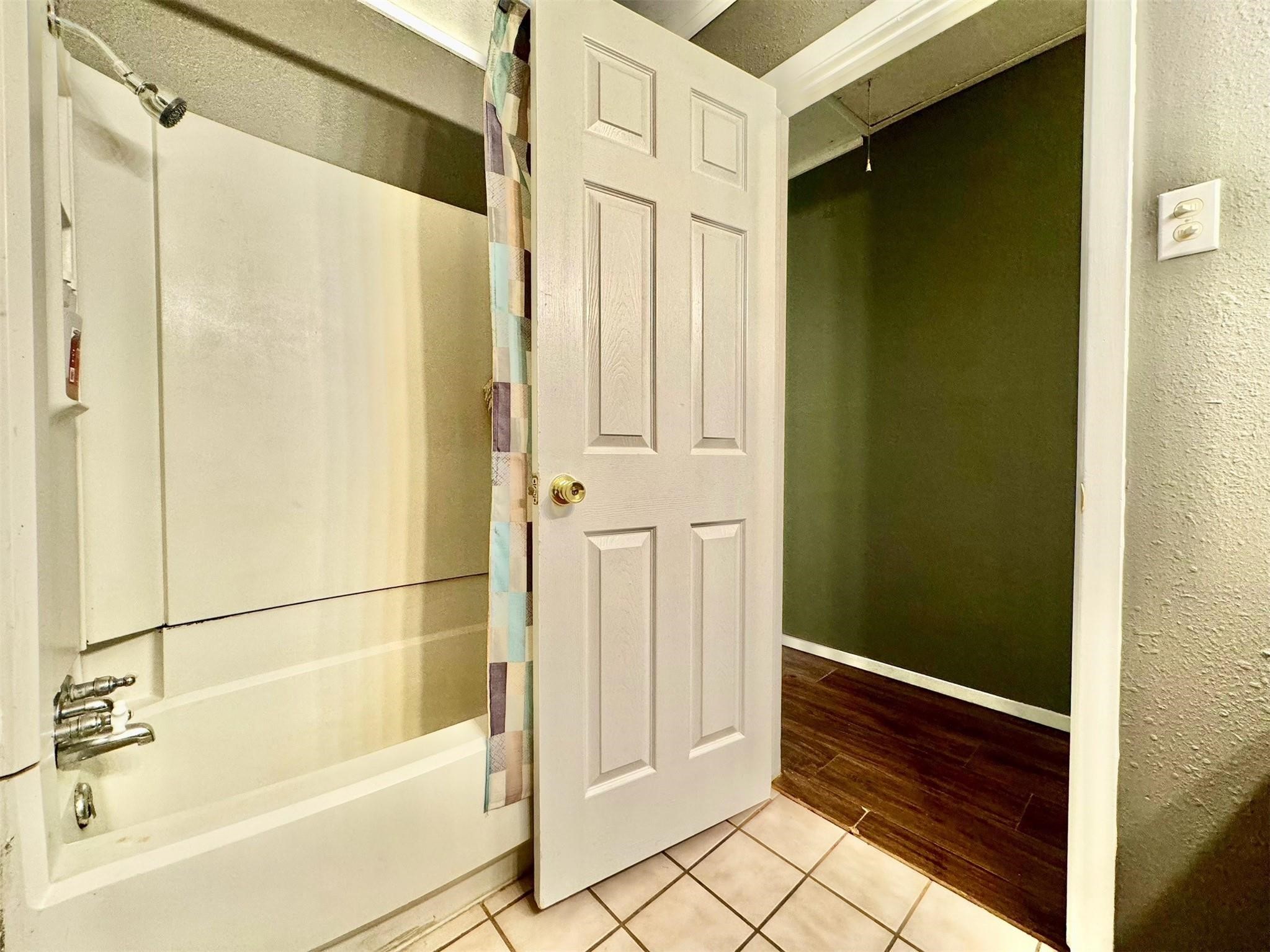 1319 W Morgan Street Denison TX 75020