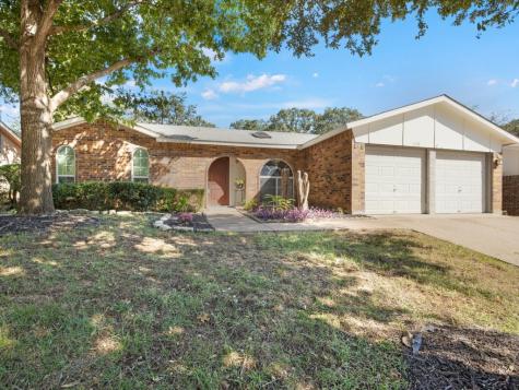 2715 Hilldale Boulevard Arlington TX 76016