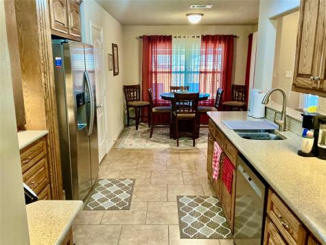 312 W Mcafee Drive Mabank TX 75147