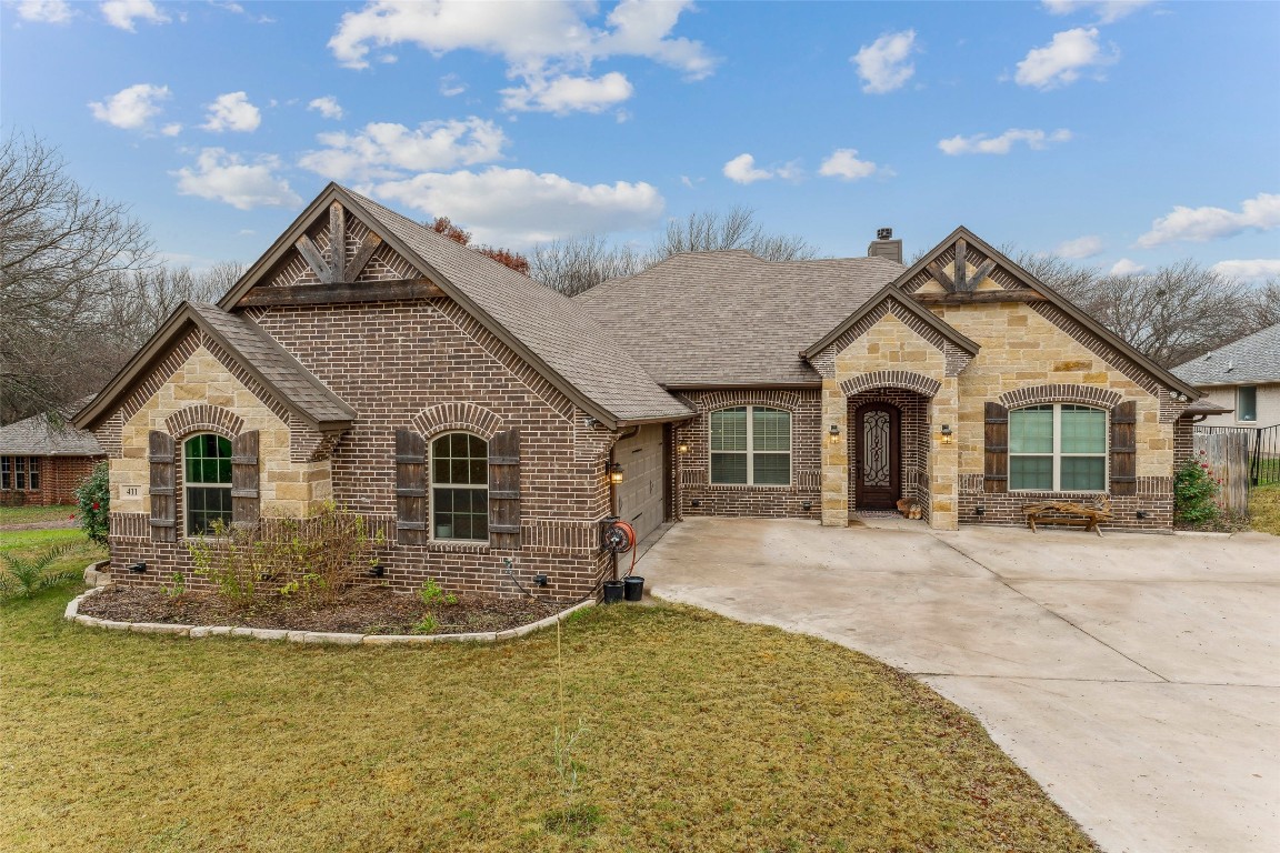 411 Bonita Drive Granbury TX 76049
