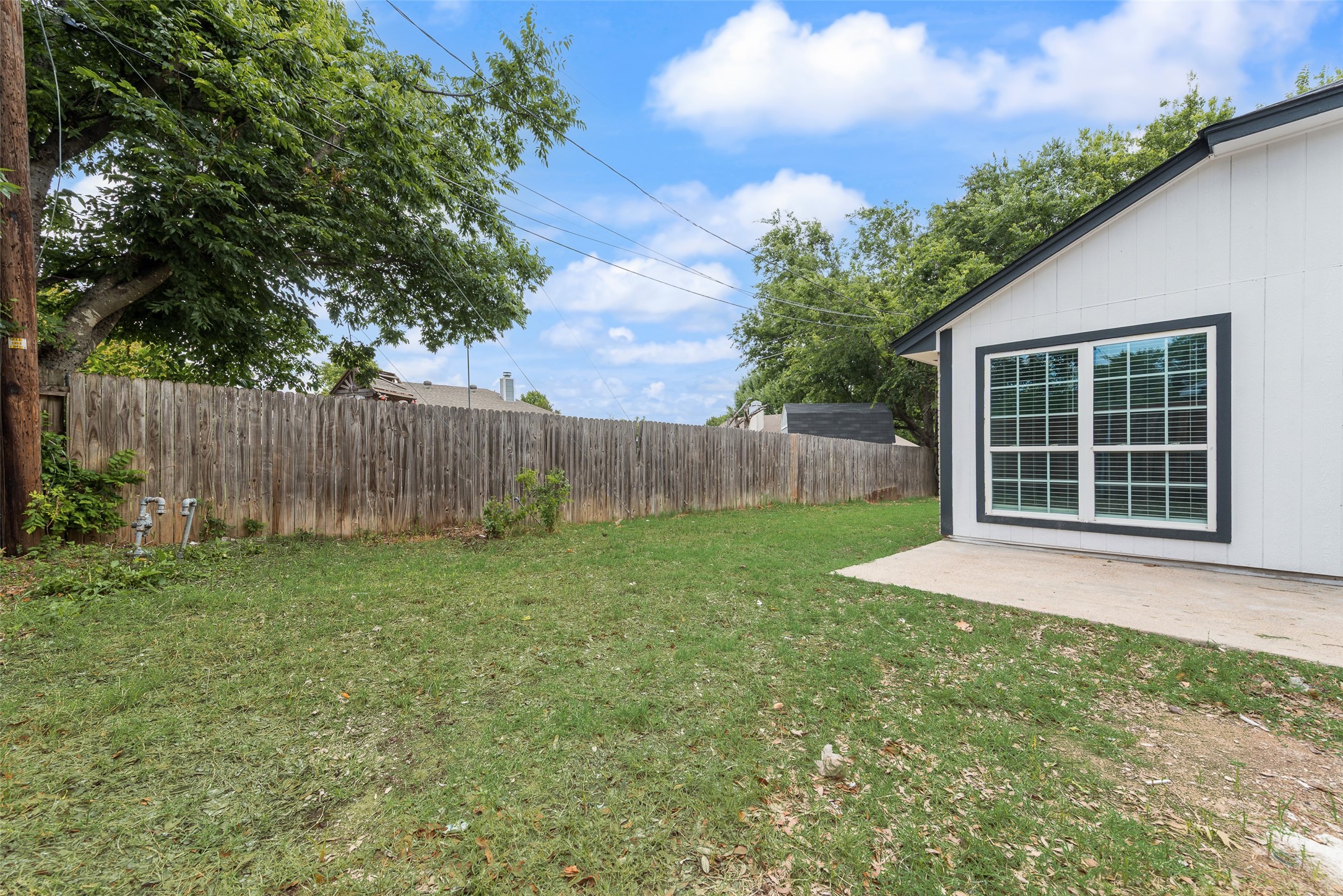 204 Hollywood Drive Glenn Heights TX 75154