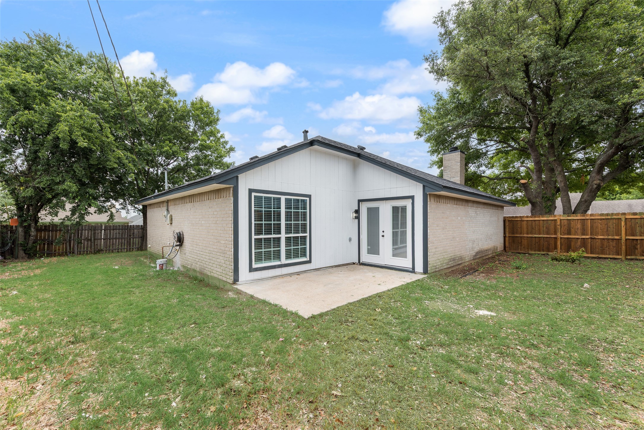 204 Hollywood Drive Glenn Heights TX 75154