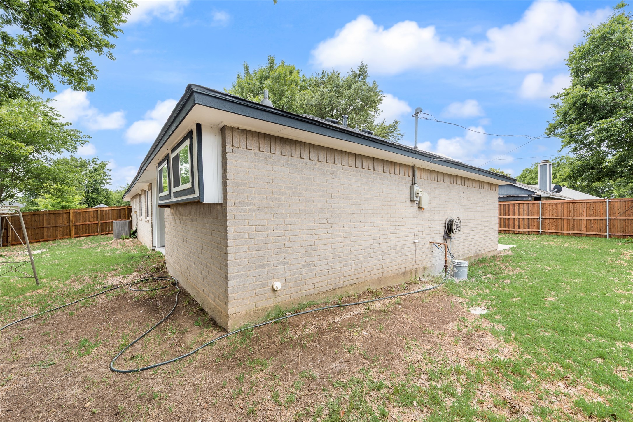 204 Hollywood Drive Glenn Heights TX 75154