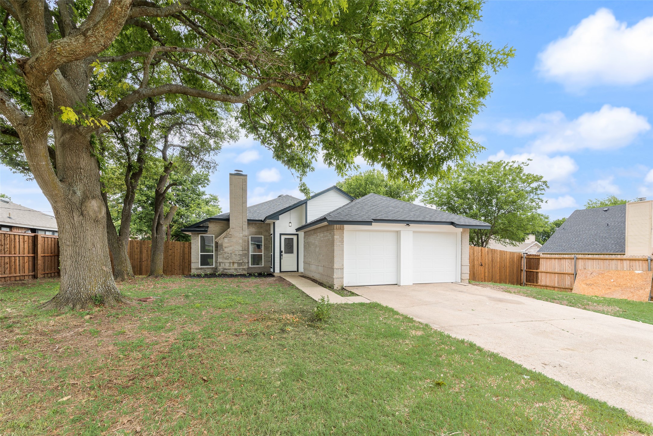204 Hollywood Drive Glenn Heights TX 75154