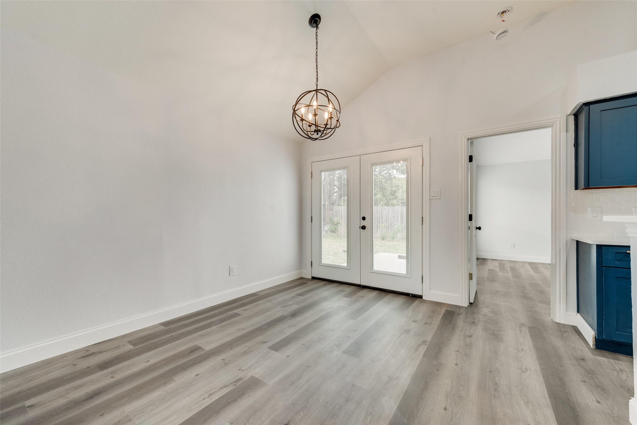 204 Hollywood Drive Glenn Heights TX 75154