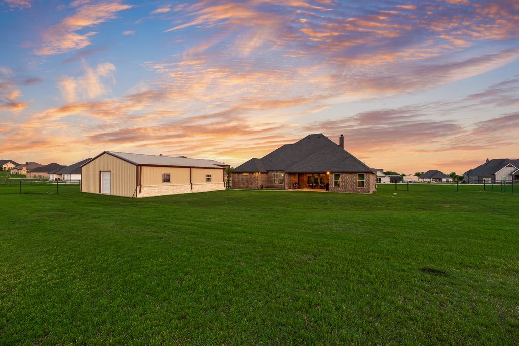 252 Agua Linda Drive Godley TX 76044