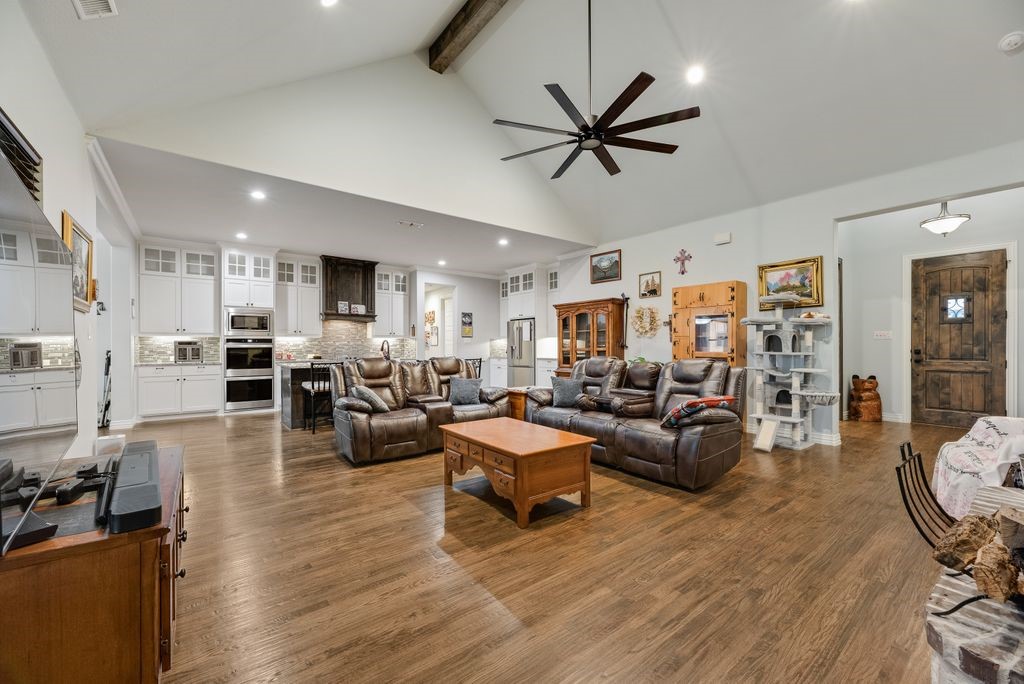 252 Agua Linda Drive Godley TX 76044