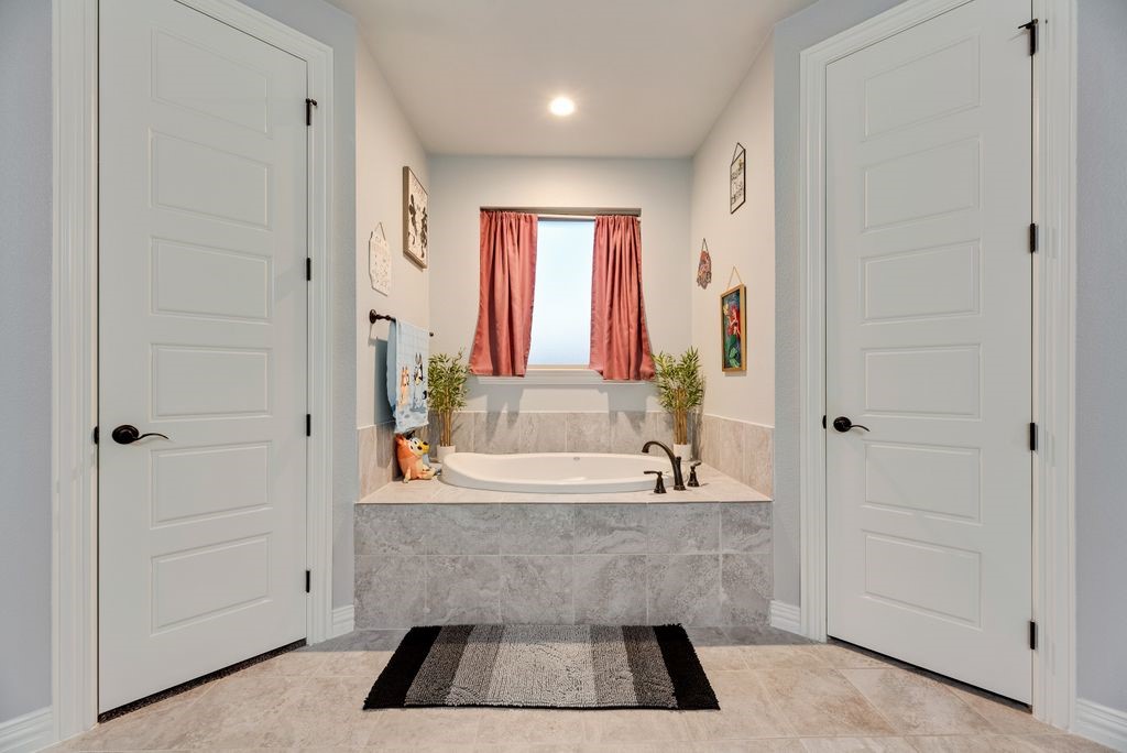 252 Agua Linda Drive Godley TX 76044