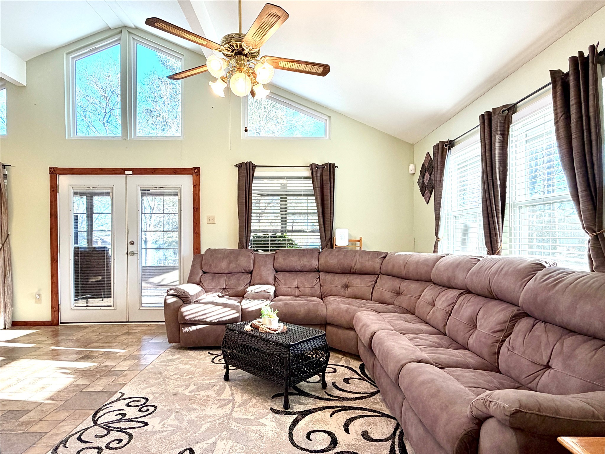 22557 Waterview Circle Flint TX 75762