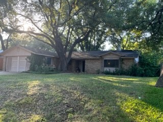 2608 Greenwood Lane Arlington TX 76013