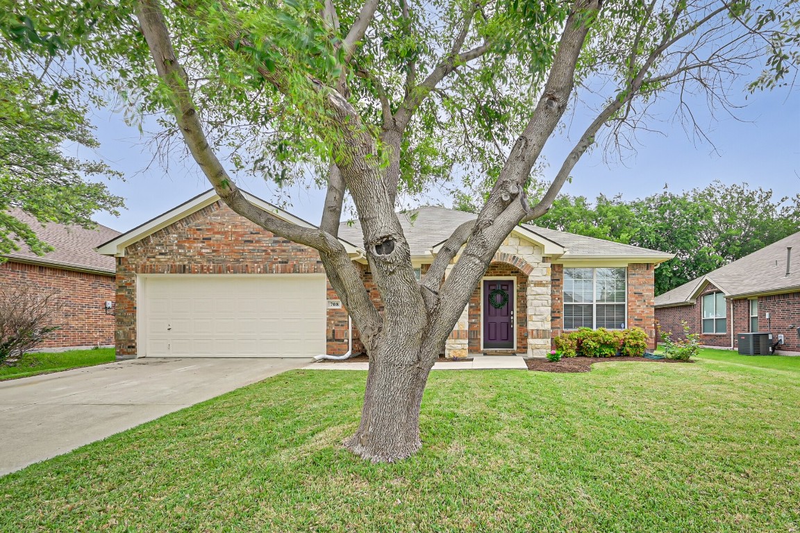 708 Fannin Lane Mansfield TX 76063