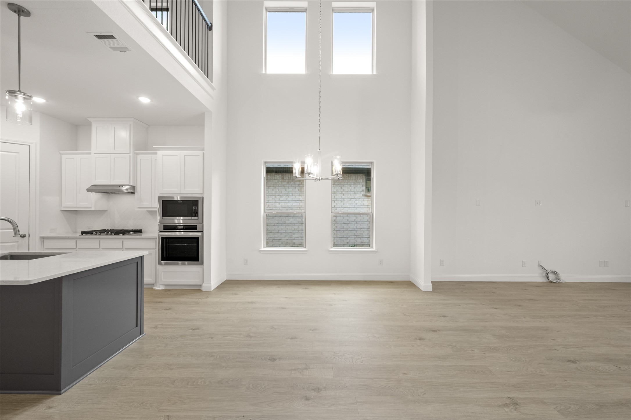 1016 Allegheny Court Burleson TX 76028