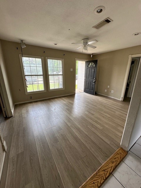 205 Hallvale Drive White Settlement TX 76108