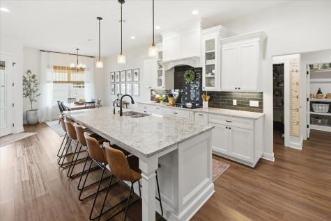 720 Whirlaway Road Hewitt TX 76643