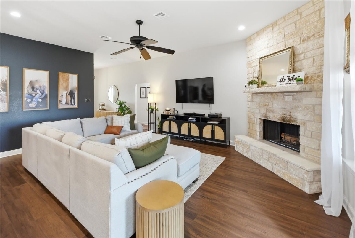 720 Whirlaway Road Hewitt TX 76643