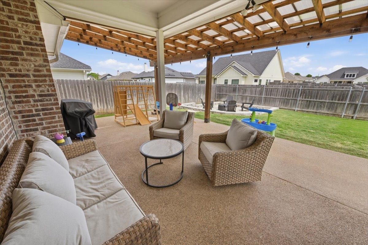 720 Whirlaway Road Hewitt TX 76643