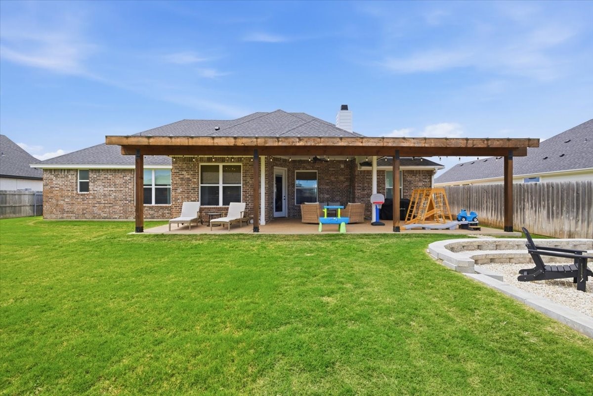 720 Whirlaway Road Hewitt TX 76643