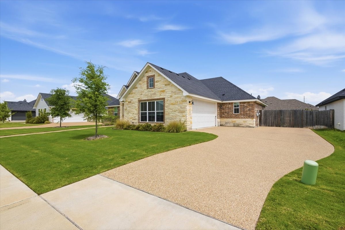 720 Whirlaway Road Hewitt TX 76643