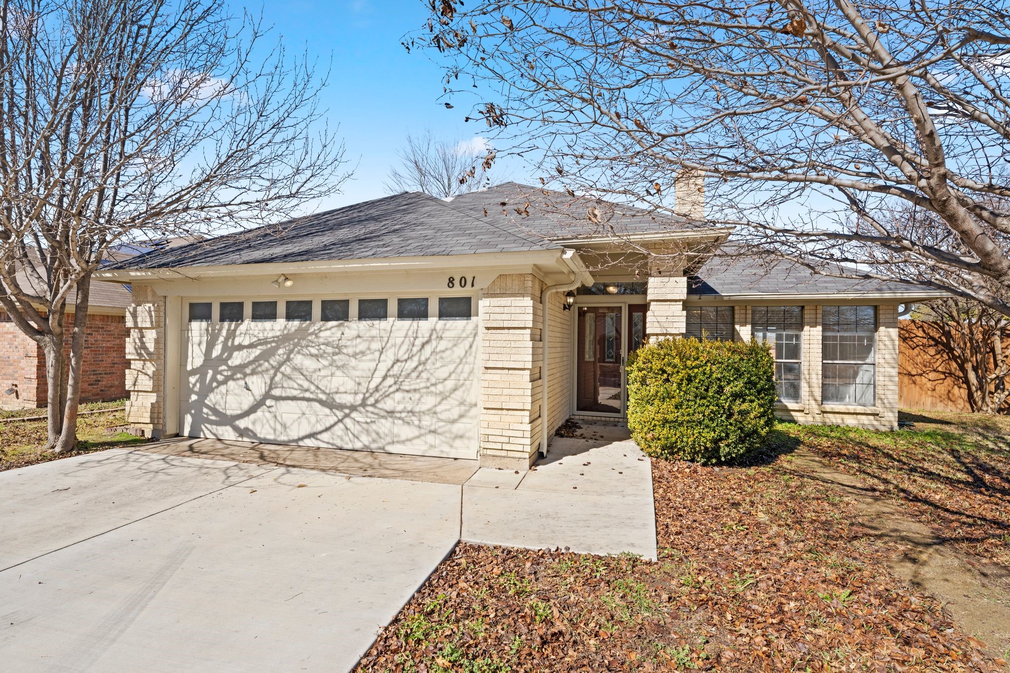801 Fondren Drive Arlington TX 76001