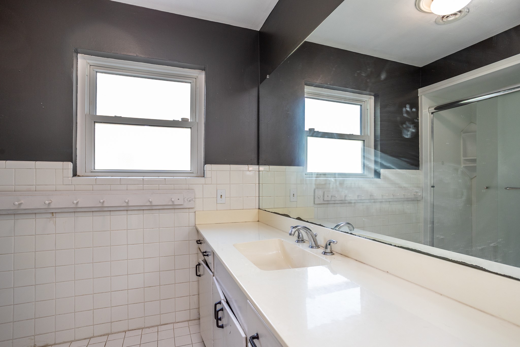 411 S Centre Lane Lancaster TX 75146