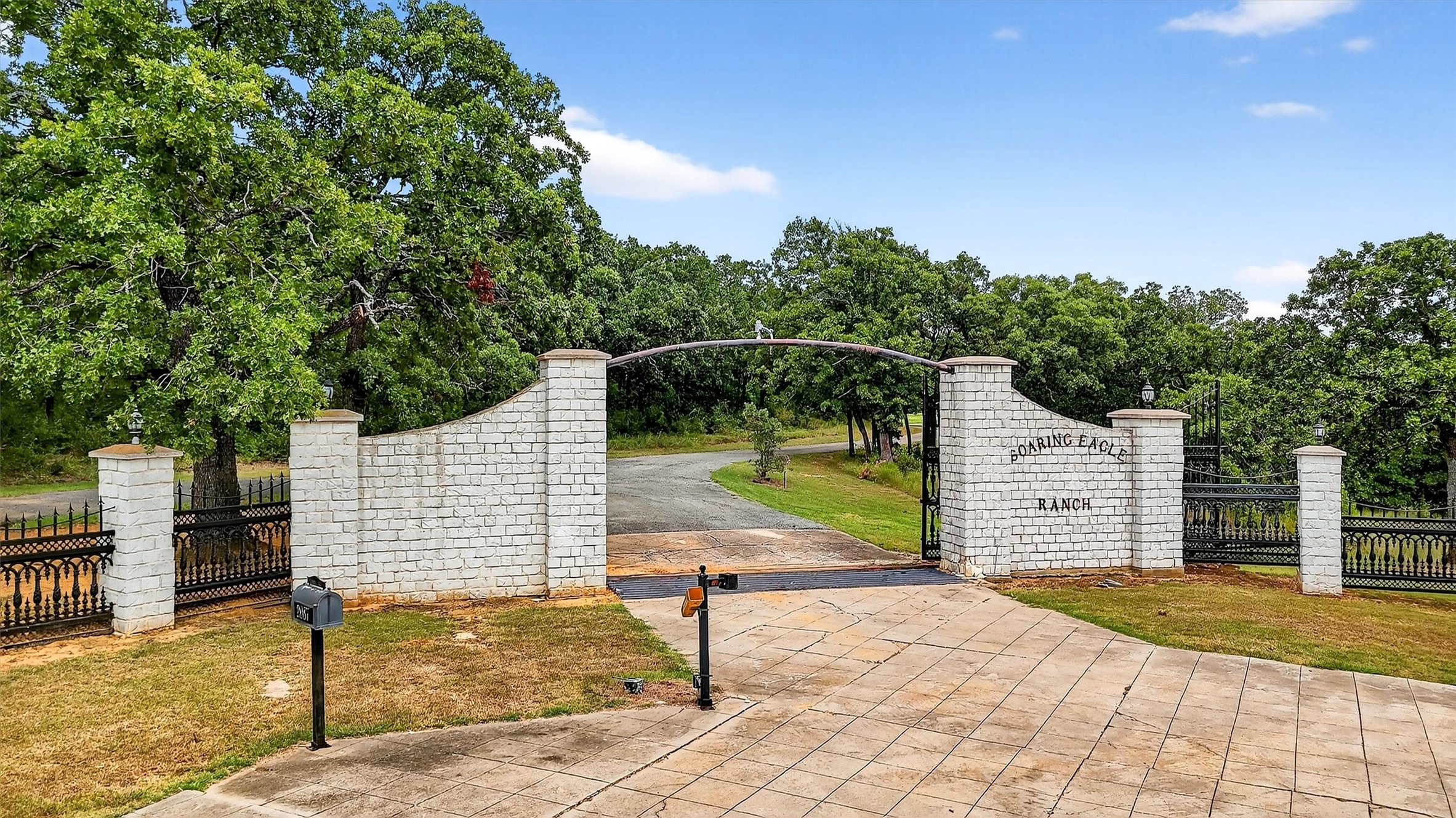 2887 Liberty Road Gordonville TX 76245