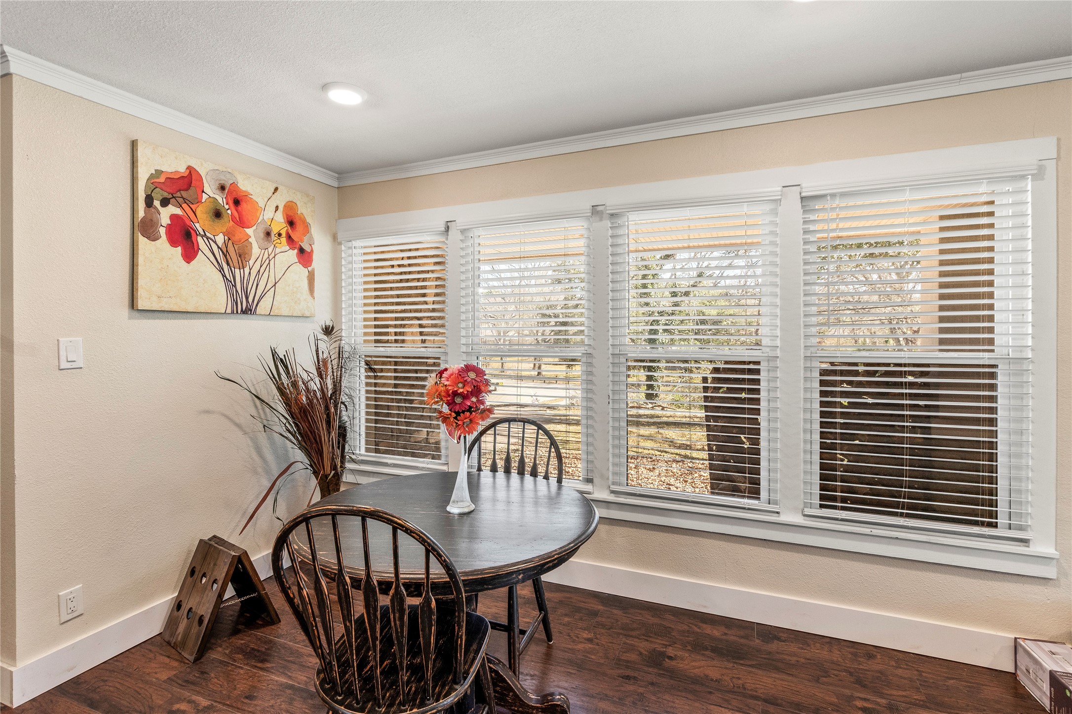 400 W Cayuga Drive Athens TX 75751