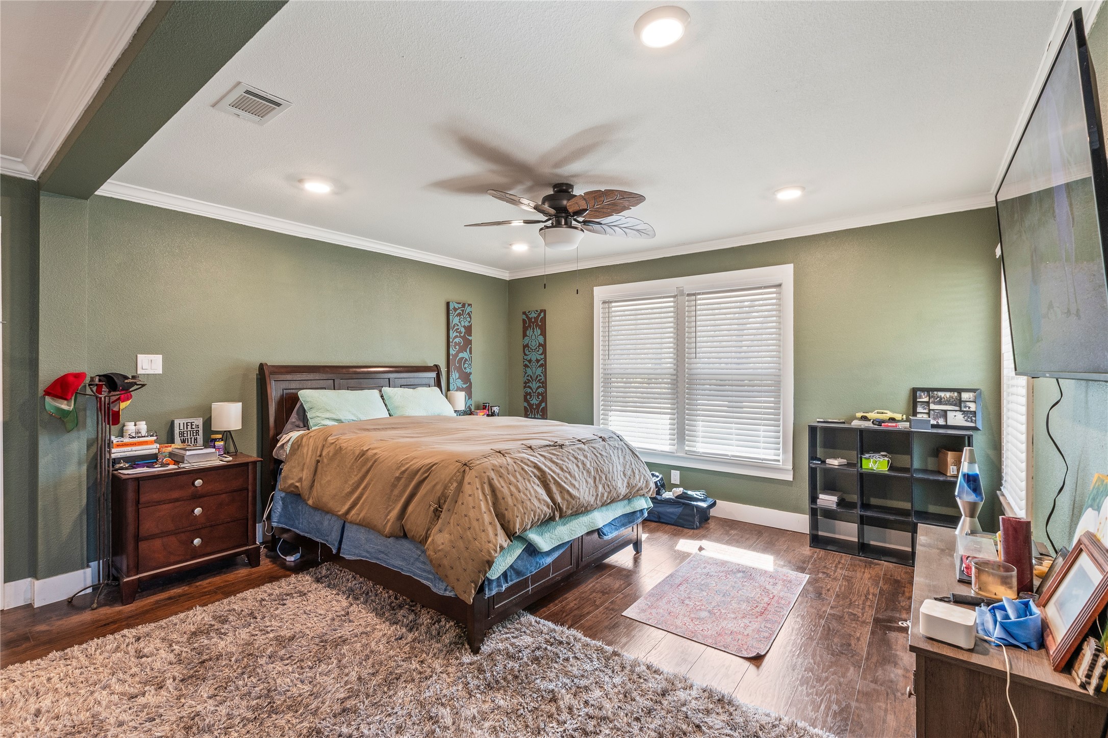 400 W Cayuga Drive Athens TX 75751