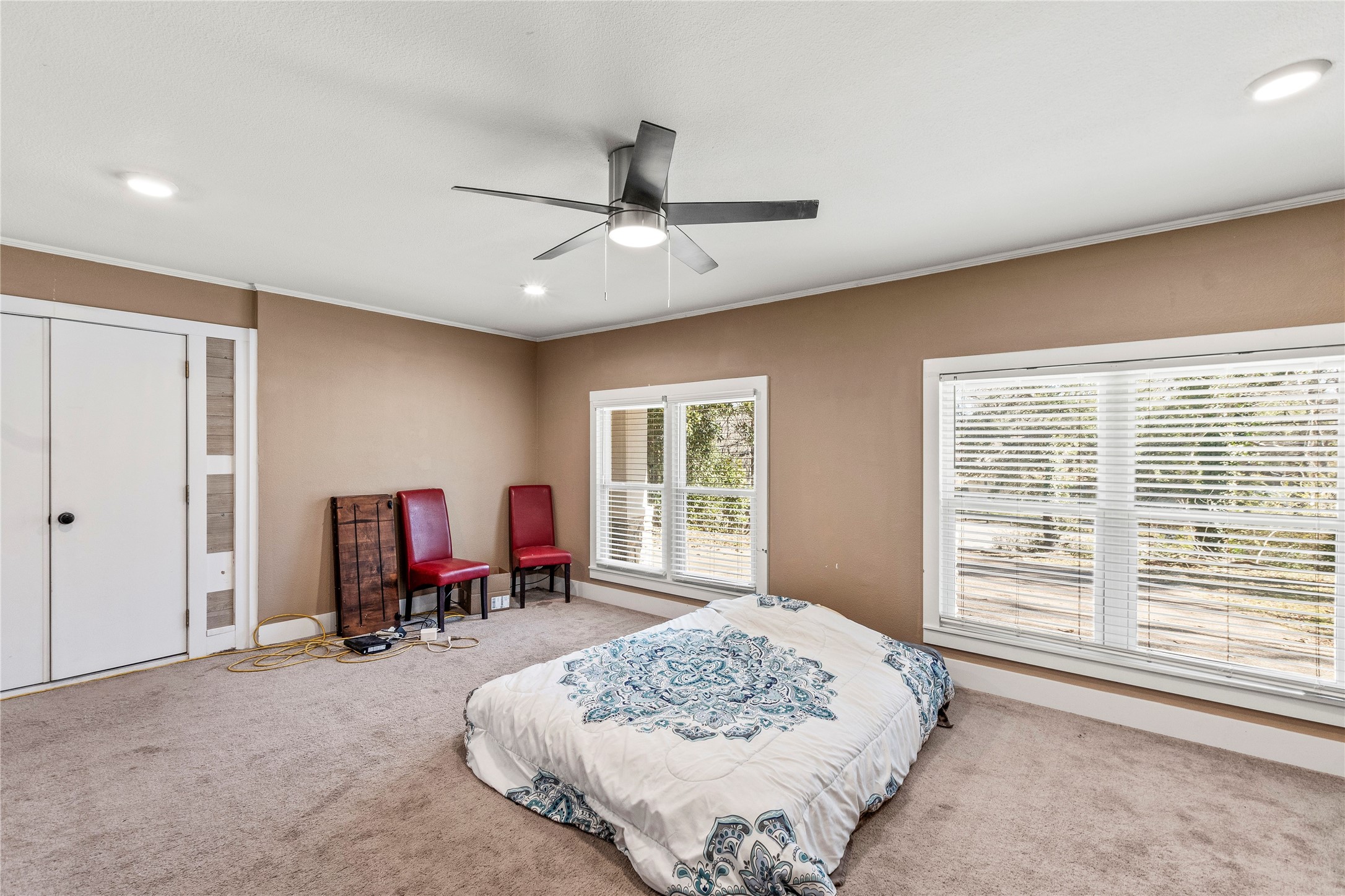 400 W Cayuga Drive Athens TX 75751